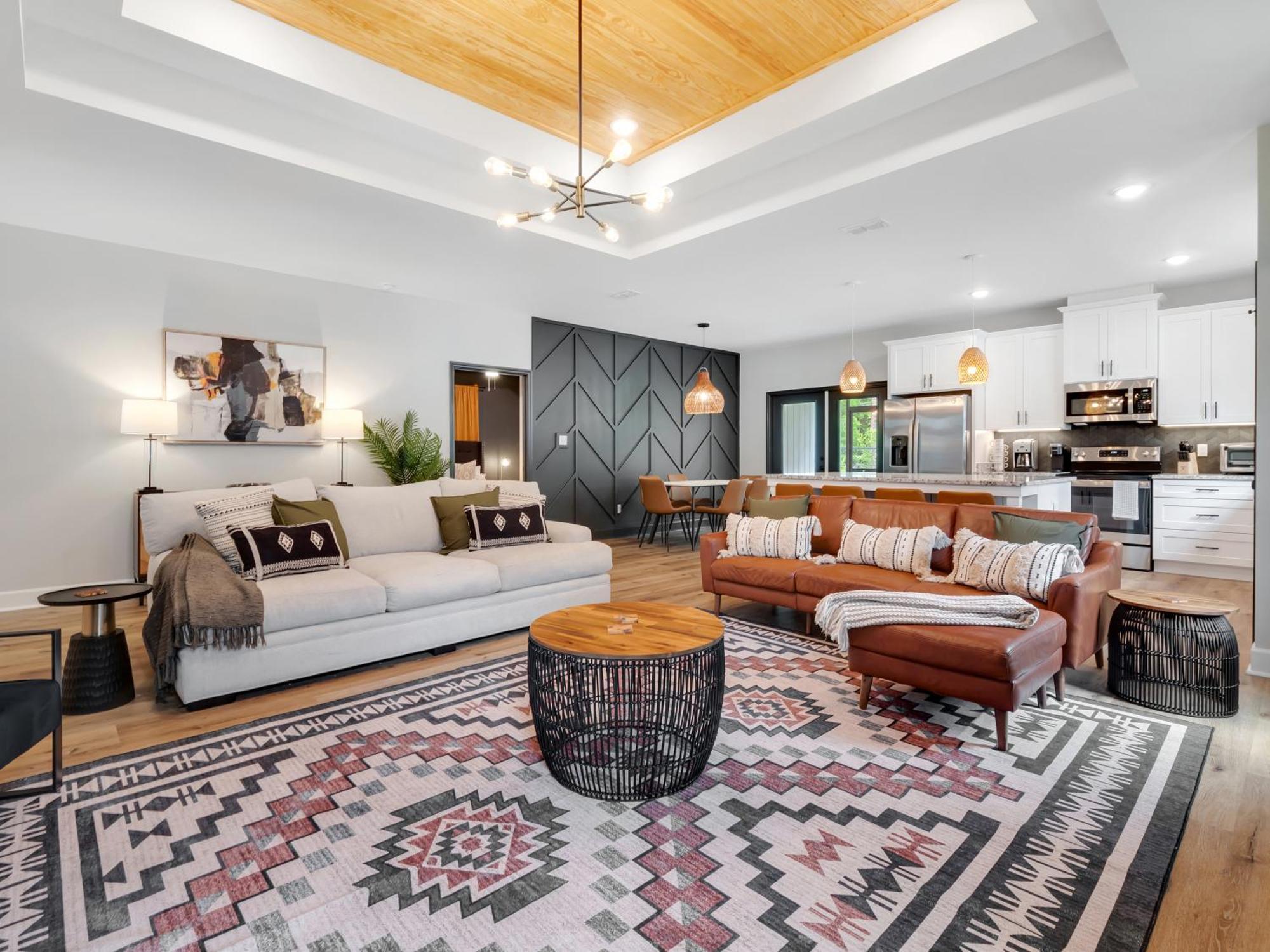 New Take On Midtown Modern Villa Талахаси Екстериор снимка